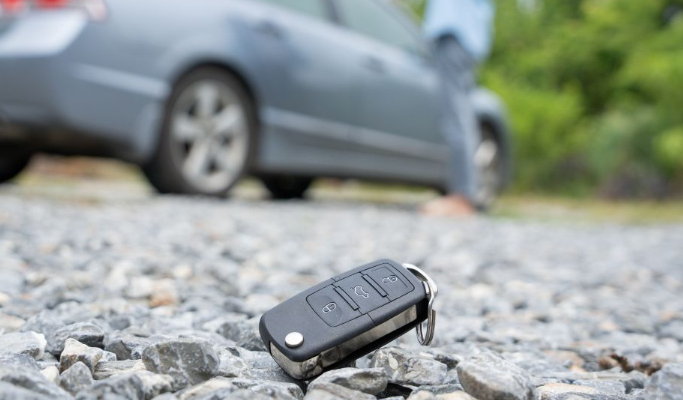 What to Do When You’re Locked Out of Your Car: Expert Advice